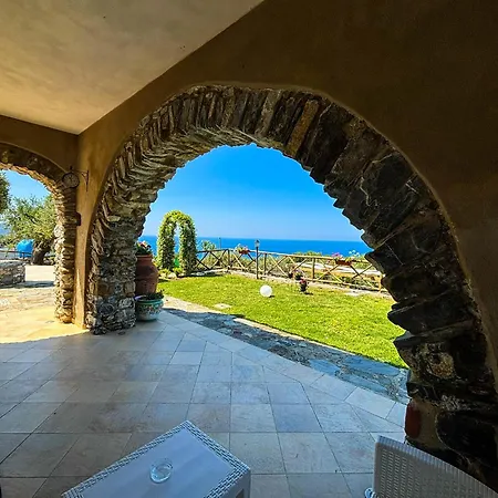 Tramonti D'oro 4* Caprioli