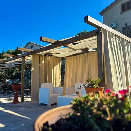 Tramonti D'oro 4* Caprioli