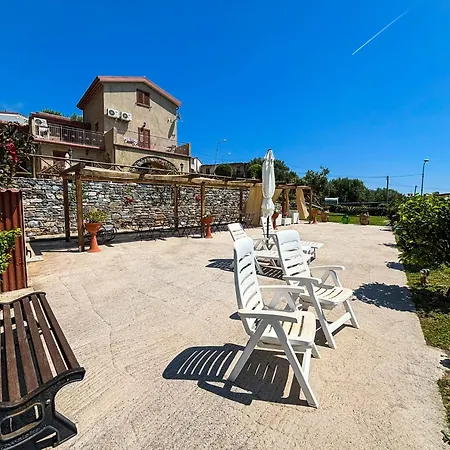 Tramonti D'oro Bed & Breakfast