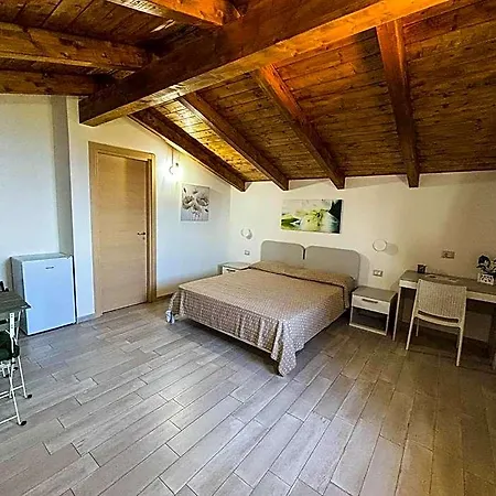 B&B Tramonti D'oro 카프리올리